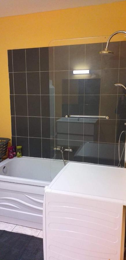 La Riviera Apartment La Fere Екстериор снимка